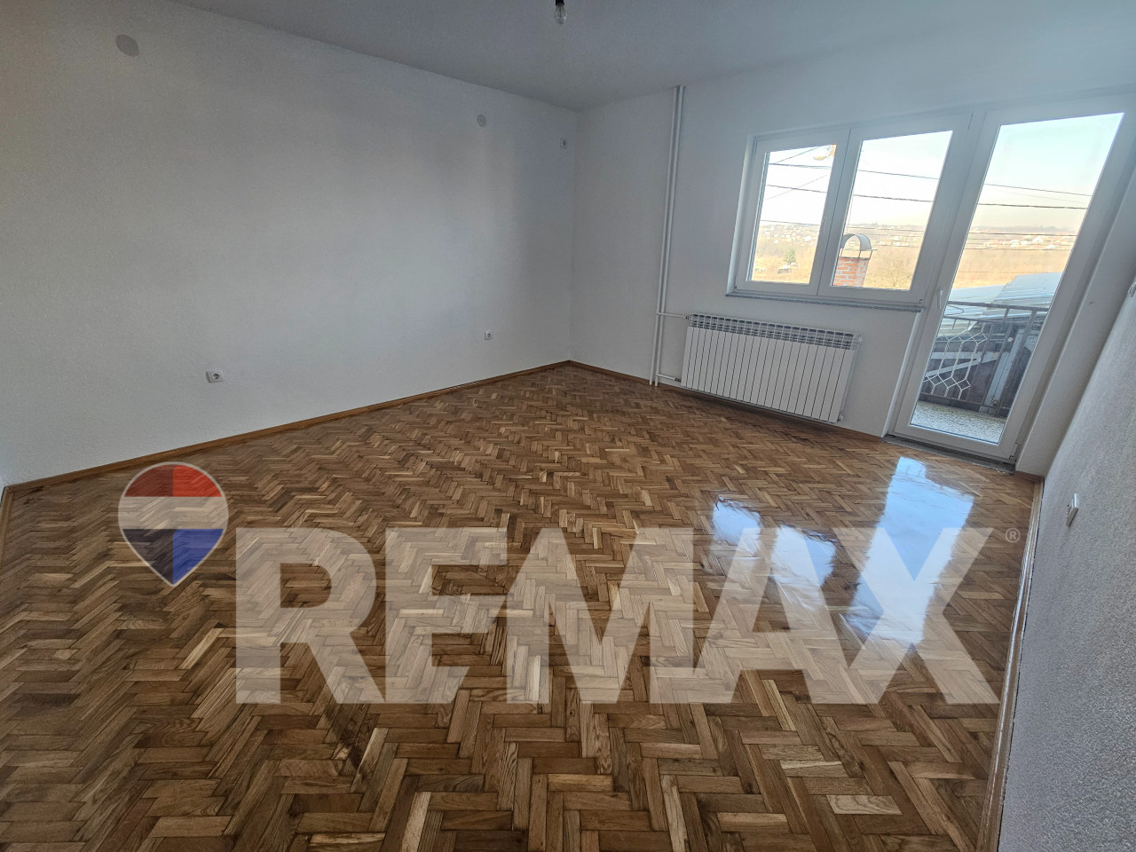 Stambeno-poslovni objekat 390m2/ Ramići 9