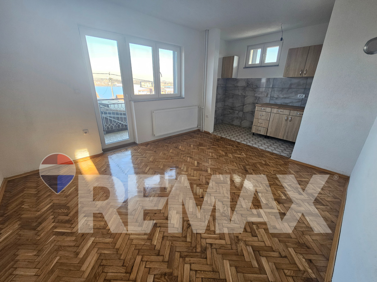 Stambeno-poslovni objekat 390m2/ Ramići 10