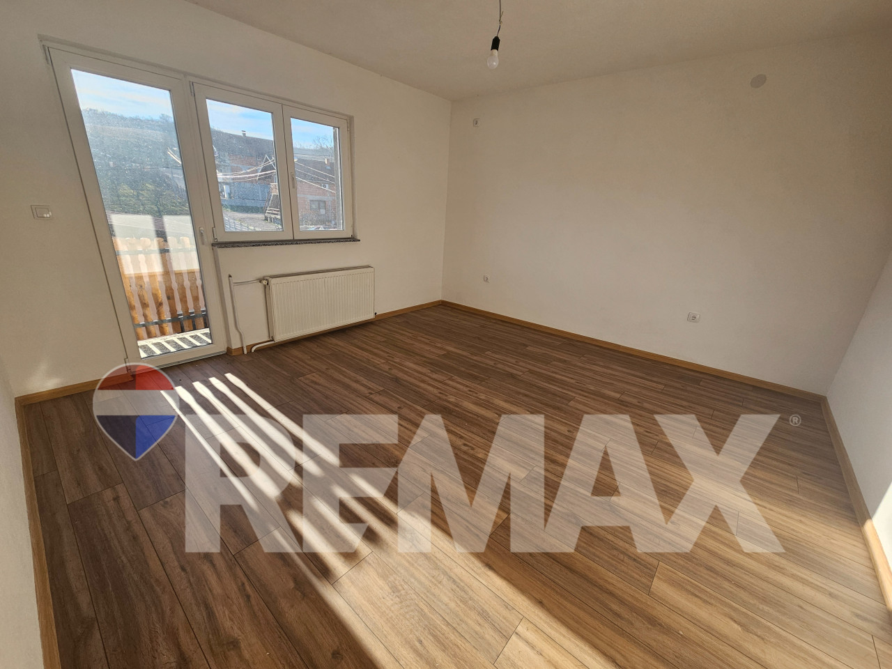 Stambeno-poslovni objekat 390m2/ Ramići 14