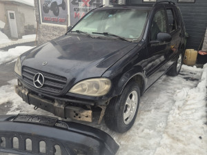 Branik karambolka mercedes ml163 ml 163 dijelovi