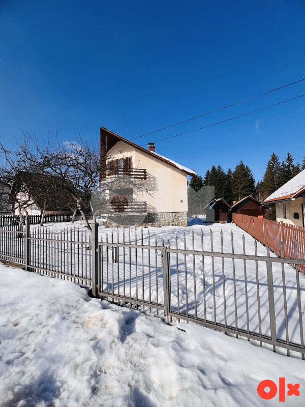 Kuća Kalovita Brda, Pale 150m2