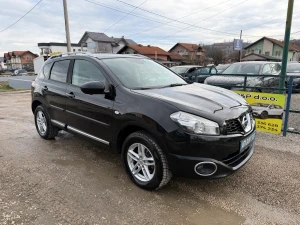 Nissan Qashqai 1.6 dci 4x4*KAMERA*NAVI*TOP AUTO*
