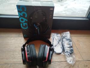 Logitech G935 LIGHTSYNC Bežične Gaming Slušalice