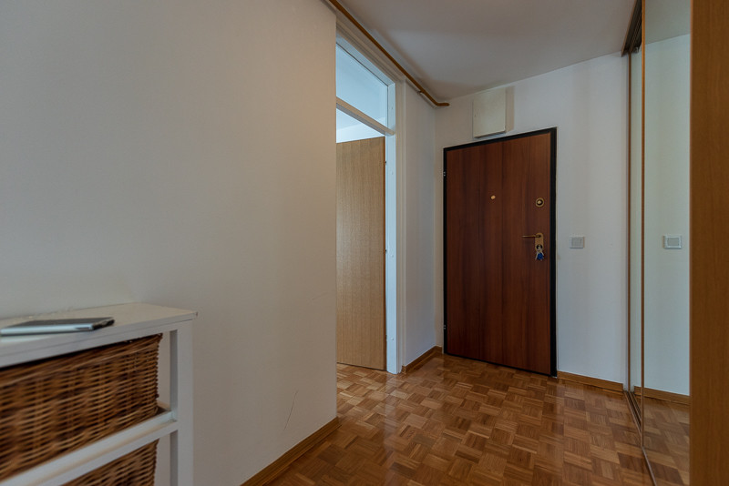 Trosoban Stan Sarajevo - Stari Grad - Mihrivode - 76m2 17