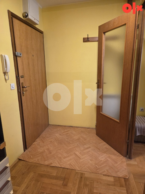 Prodaja - namješten jednosoban stan - ul. Stefana Nemanje 3