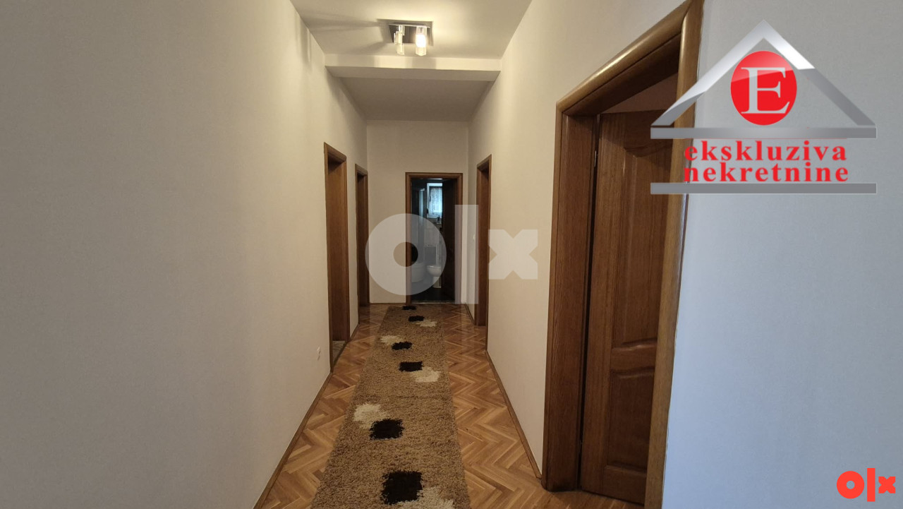 Prizemna kuća u američkom stilu površine 400m2 14
