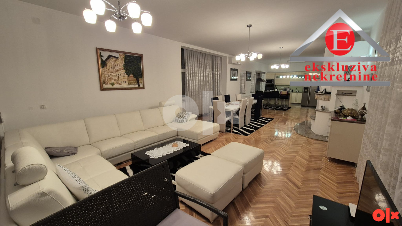 Prizemna kuća u američkom stilu površine 400m2 9