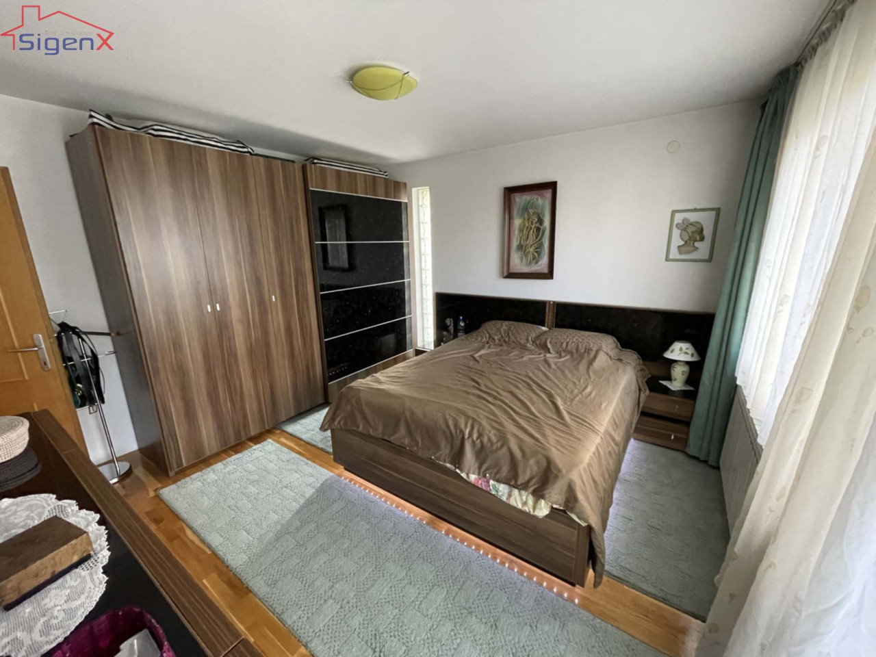 SIGENX prodaje Kuća/ Vila / Pejton / Ilidža/ 3 etaže 12
