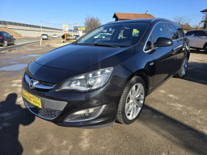 Opel Astra COSMO SPORT 2013 2,0 CDTI  NAVI ALU KOZA XENON LED