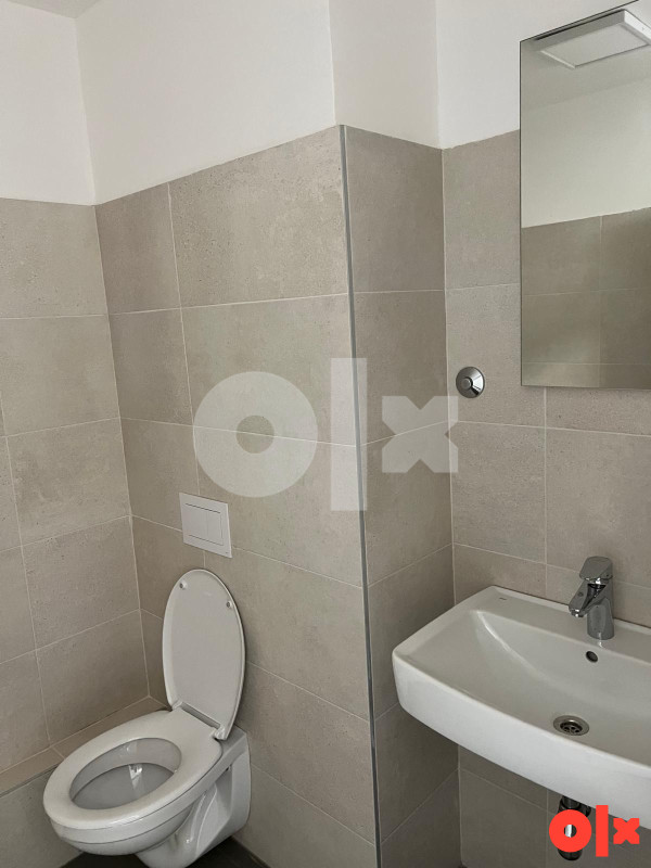 Poslovni objekat 1432m2 - 55 kancelarija 6 spratova - Centar 3