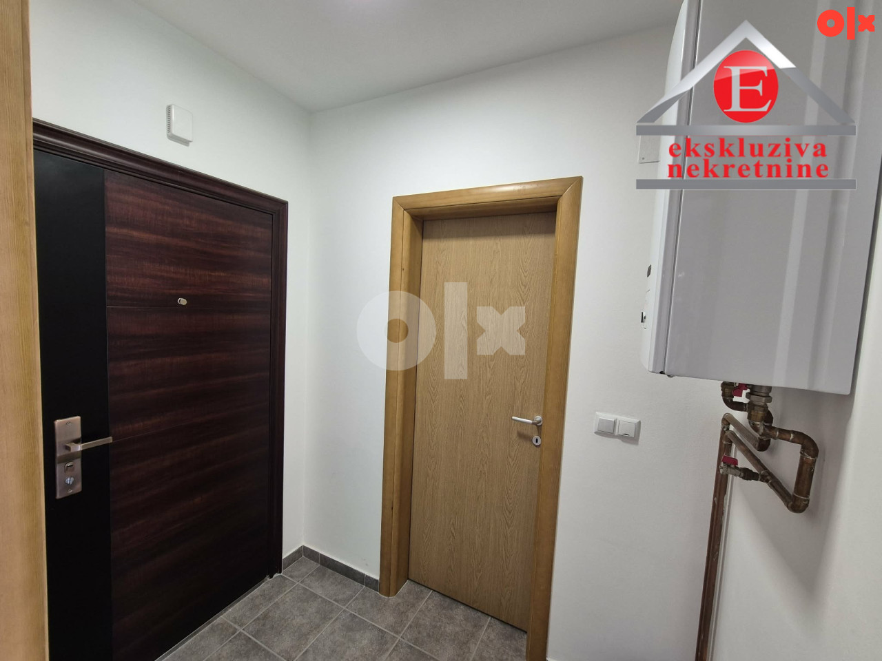 - CENTAR - Stan površine 41 m2 sa  parkingom 1/1 ID 4211/DŠ 9