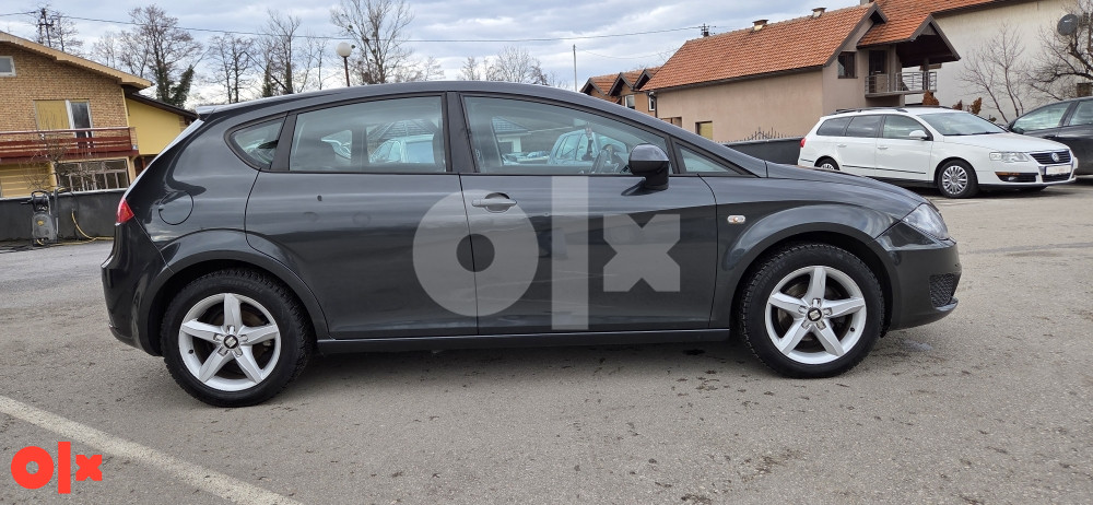 Seat Leon 2011 godina 1.6 tdi 77kw - slika 8