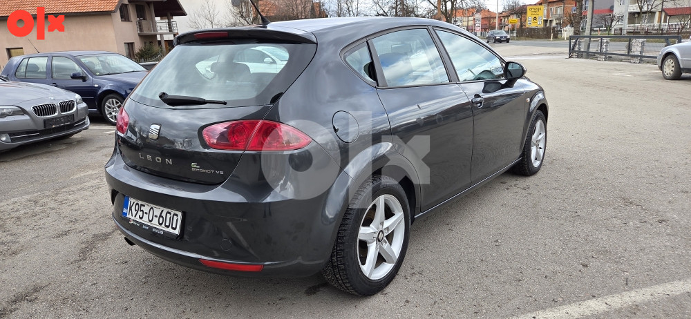 Seat Leon 2011 godina 1.6 tdi 77kw - slika 7
