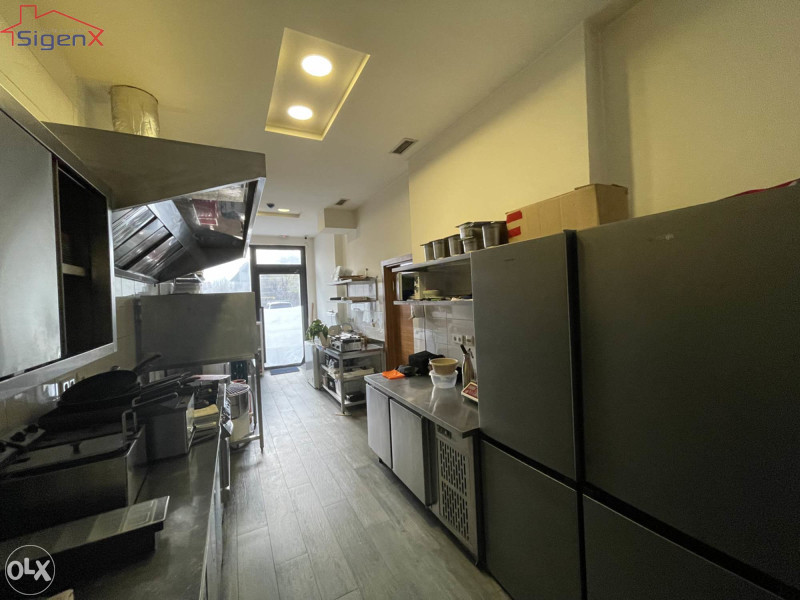 SIGENX prodaje: Restoran /Bulevar/ Poslovni prostor 12