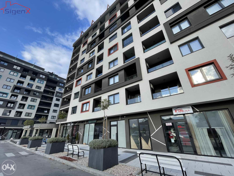 SIGENX prodaje: Restoran /Bulevar/ Poslovni prostor 15