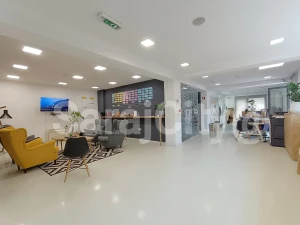 IZDATO Poslovni prostor 185 m2 Sarajevo - Centar