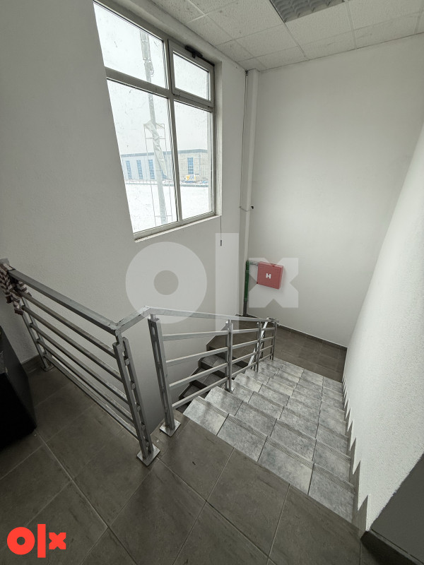 Industrijska hala 800m2 kran10t Banja Luka-Laktasi autoput 12