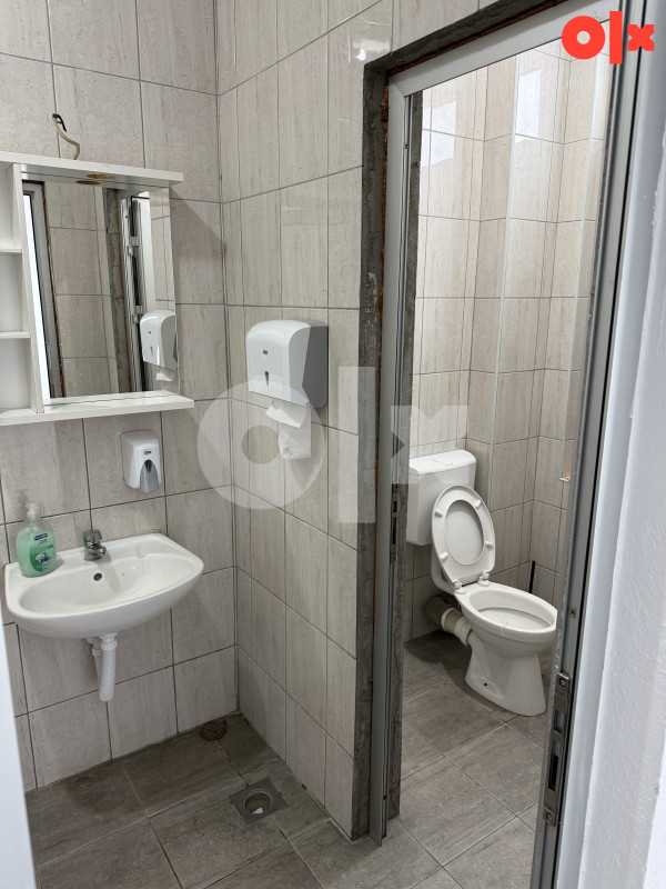 Industrijska hala 800m2 kran10t Banja Luka-Laktasi autoput 13