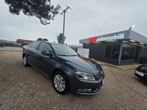 Volkswagen Passat 1.6 TDI NAVIGACIJA