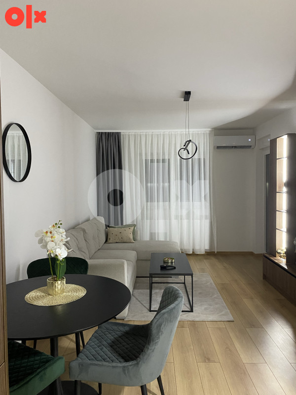 FILIP Lux apartman sa garažom 065/693-824 2