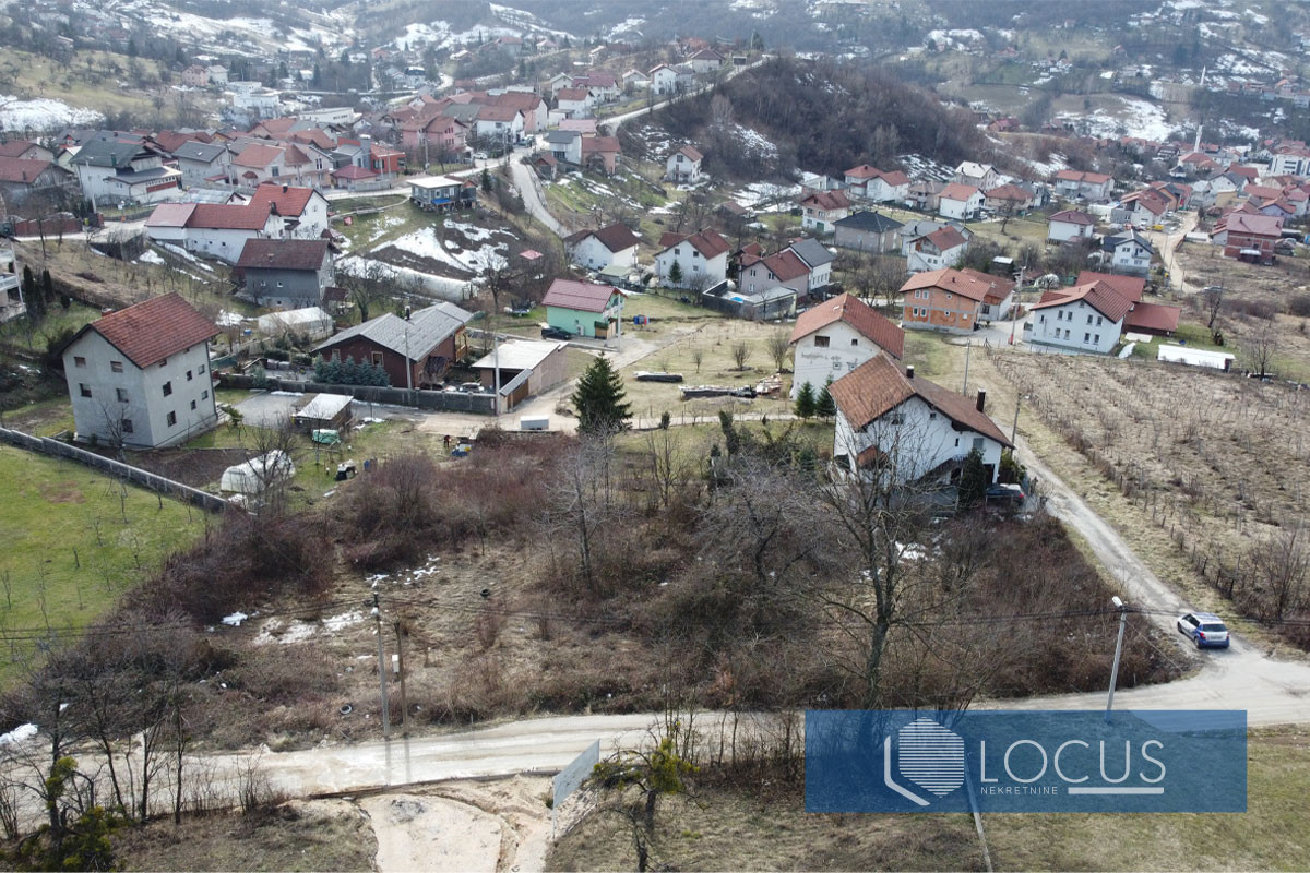 LOCUS: Zemljište sa građevnskom dozvolom, Orahov brijeg
