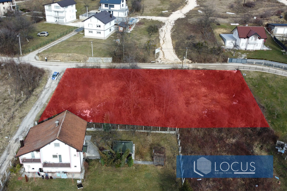 LOCUS: Zemljište sa građevnskom dozvolom, Orahov brijeg 6