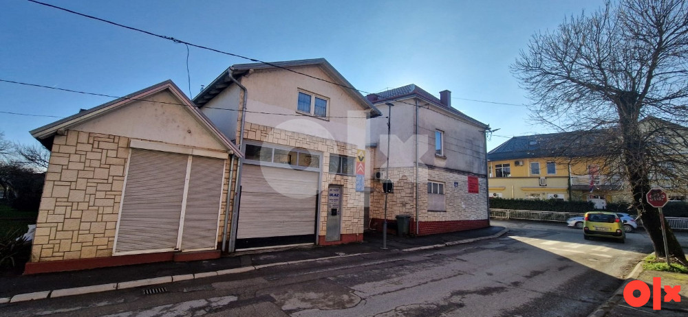Prodaja - kuća, garaža, dva poslovna prostora 3