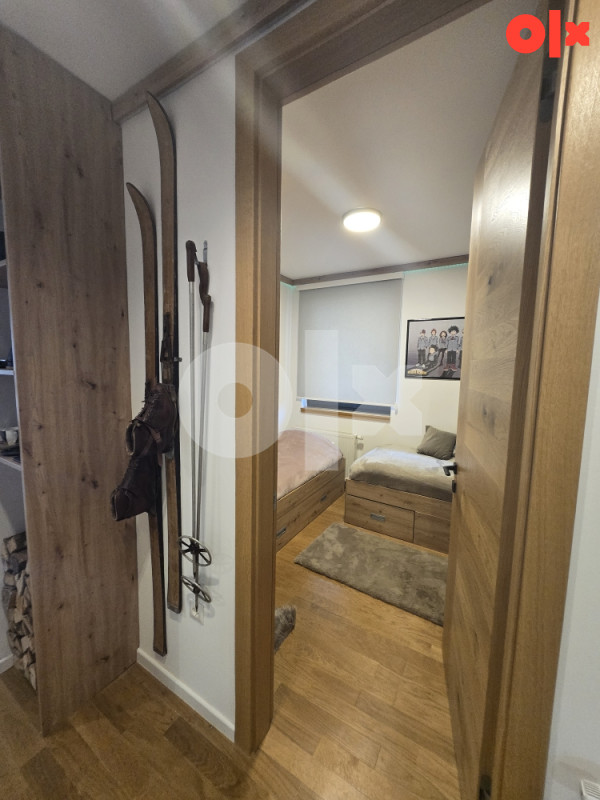 Stanovi i apartmani Trnovo 10