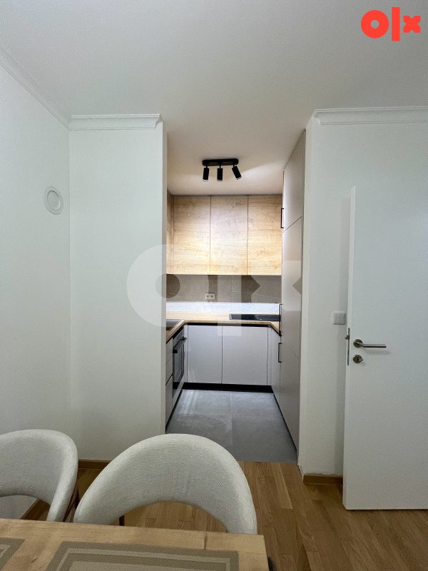 NAJAM LUX STAN 43m2 Obilićevo 4