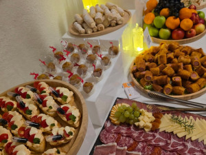 Pleksiglas za ketering i svečane prilike