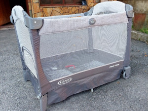 KREVETIC ZA BEBE  putni KREVETAC  IGRAONA  GRACO Play  TOP MODEL