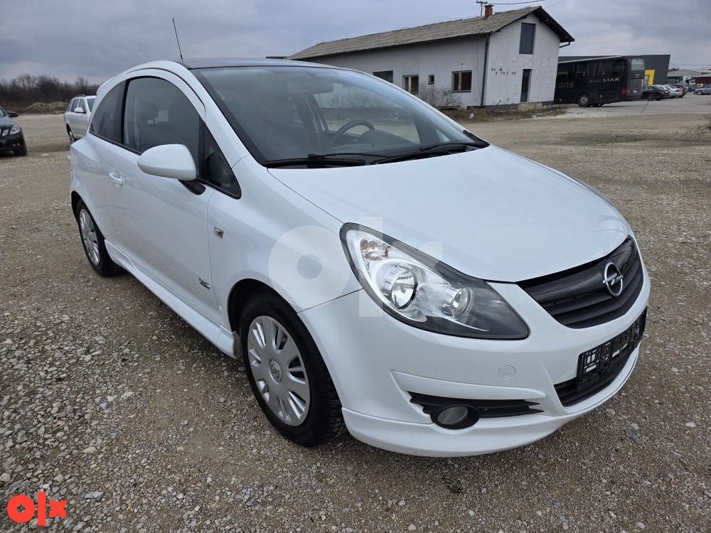 Opel Corsa 1.4 2010g 74kw uvoz iz CH 065 007 017