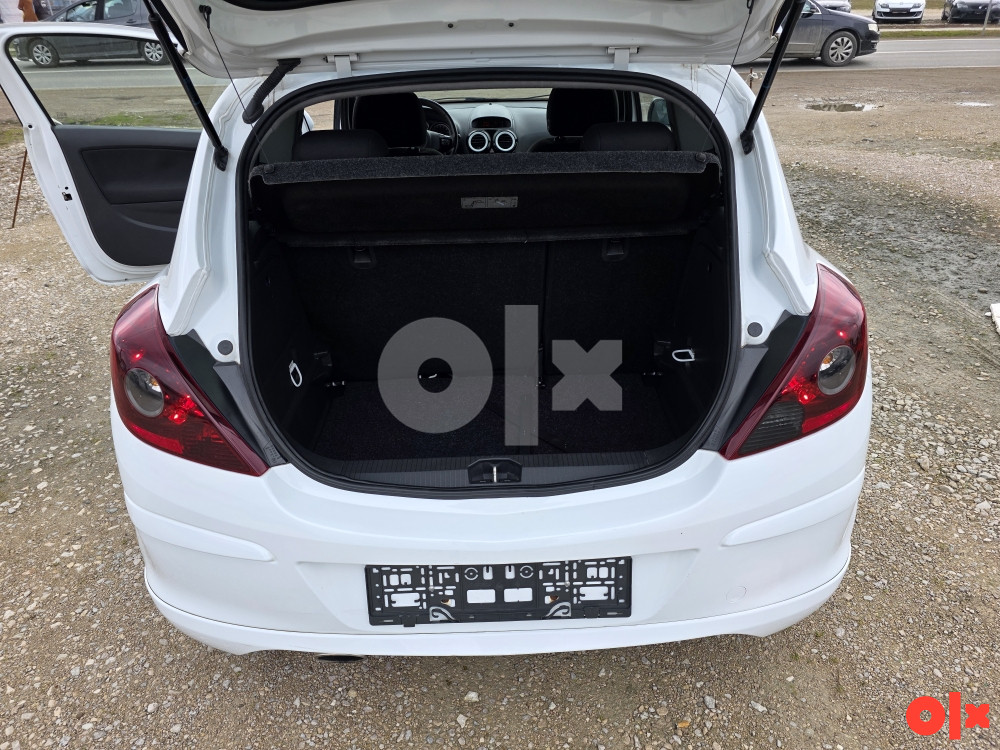 Opel Corsa 1.4 2010g 74kw uvoz iz CH 065 007 017