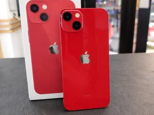 *Novo* Apple iPhone 13 128GB *Refurbished*