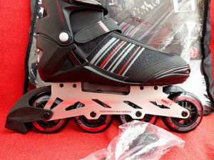 ROLE ROSLE ROLERI   43--44  CRIVIT GERMANY (90mm) NOVOO