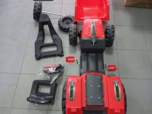 Traktor sa prikolicom 2-8 g, igracke djeca djecaci