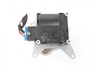 0132801369 4F0820511B MOTORIC KLAPNE  AUDI A6 4F0MOD 2