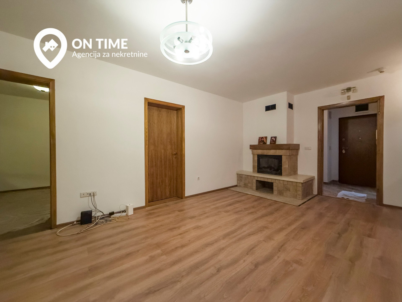 ON TIME prodaje: Četvorosoban apartman Bjelašnica 10