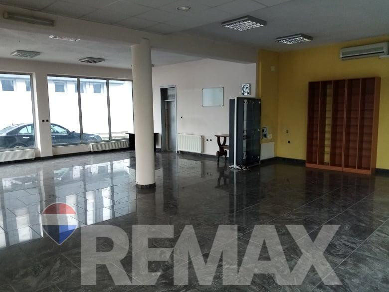 POSLOVNI OBJEKAT, GLAMOČANI 1190M2 4