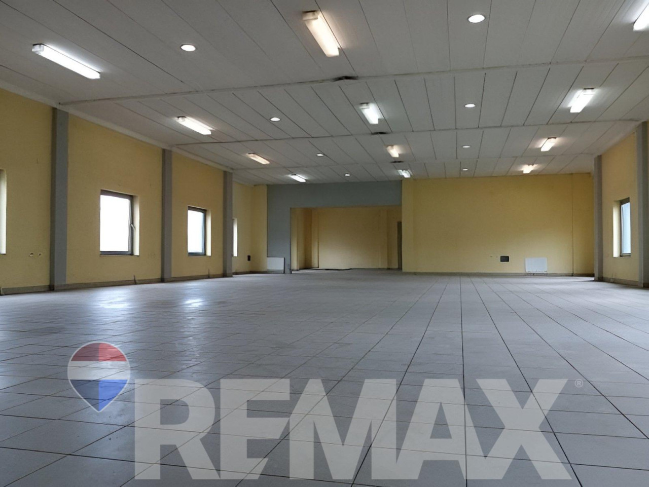 POSLOVNI OBJEKAT, GLAMOČANI 1190M2 6