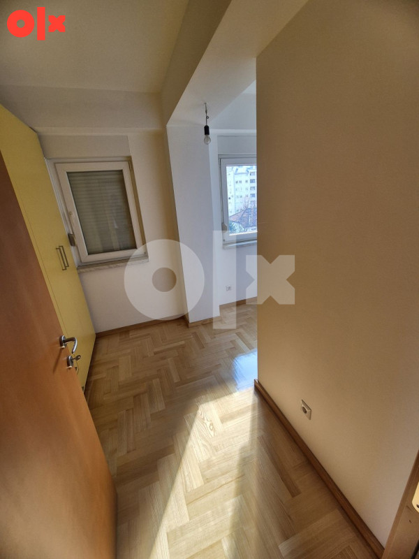 Troiposoban stan 103m2 - početak Lauša 8