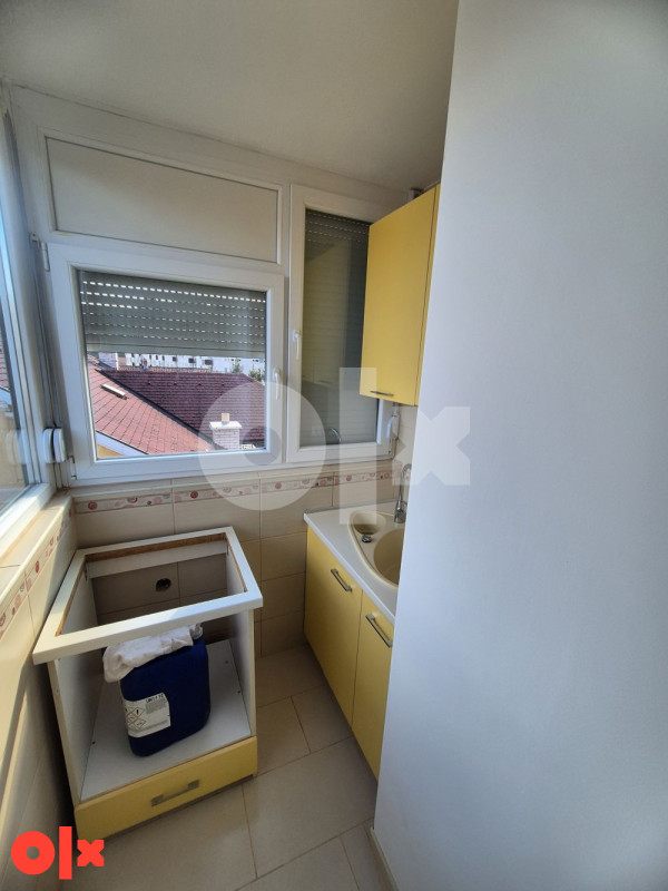 Troiposoban stan 103m2 - početak Lauša 7