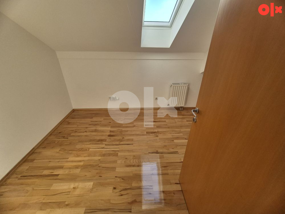 Troiposoban stan 103m2 - početak Lauša 14