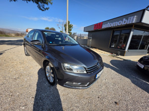 Volkswagen Passat 1.6 TDI Navigacija
