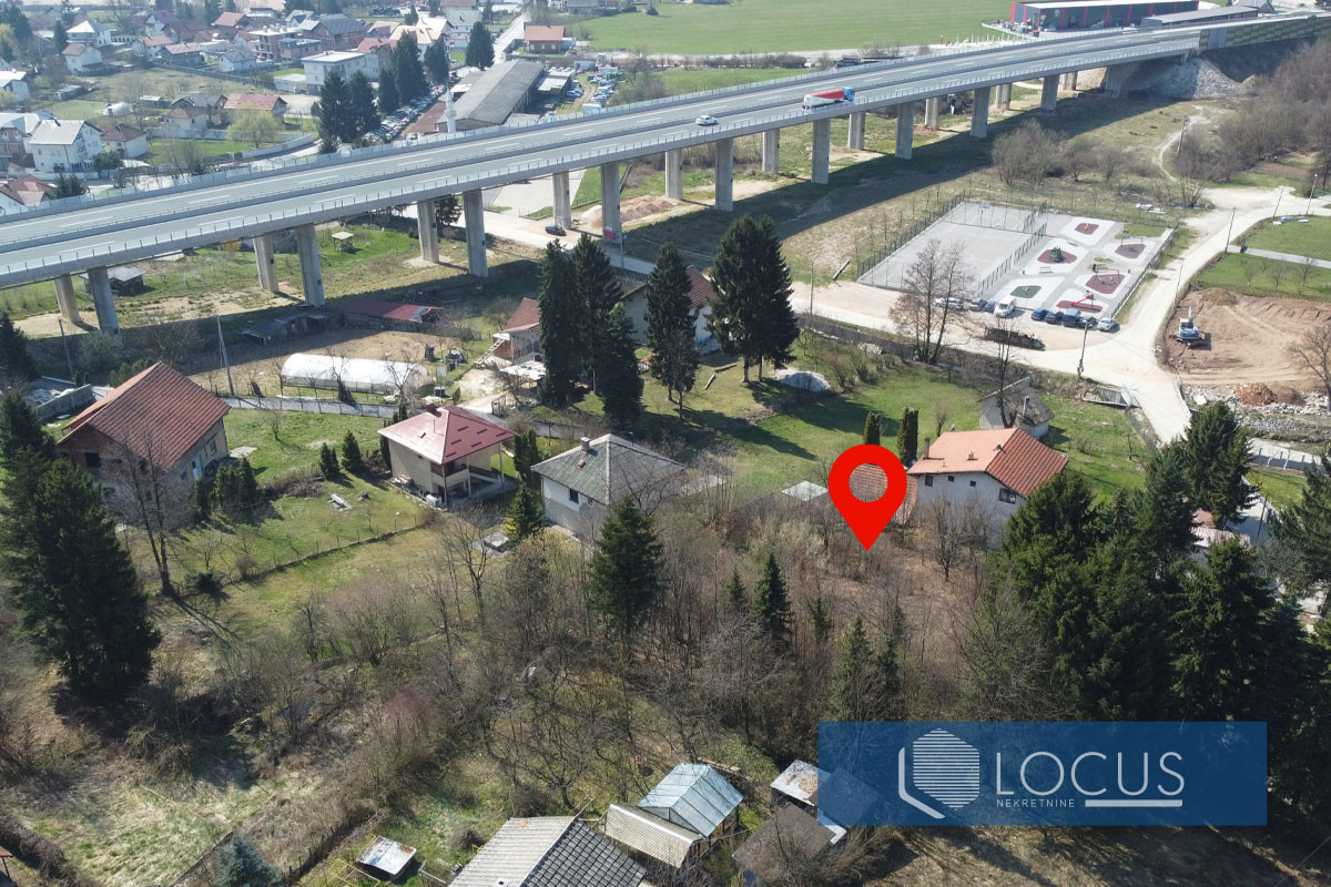 LOCUS: Atraktivna parcela 1.579m2, Gladno Polje, Ilidža