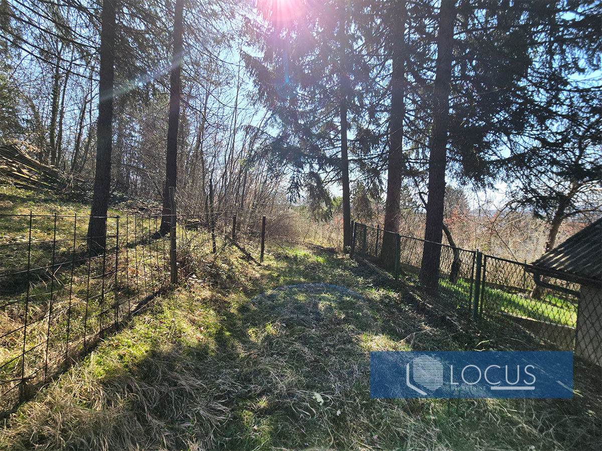 LOCUS: Atraktivna parcela 1.579m2, Gladno Polje, Ilidža 10