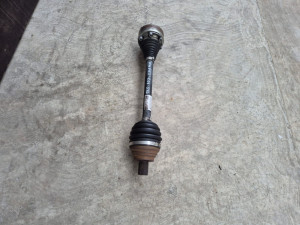 Prednja lijeva poluosovina 1K0407271HH 1.2 1.4 TSI 1.6 FSI Golf 5