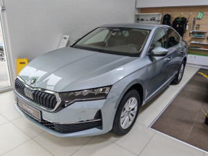 SKODA OCTAVIA A8 SELECTION 2.0 TDI DSG7 150 KS