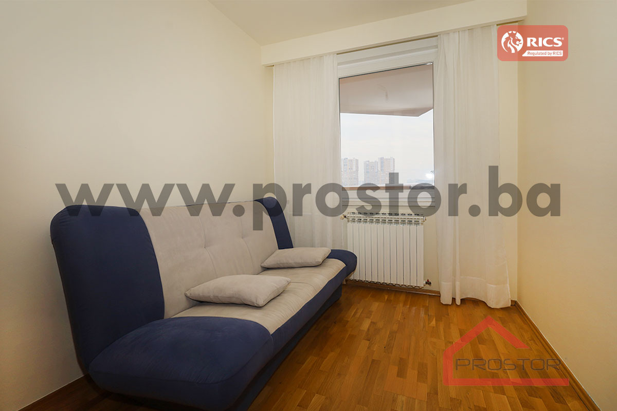 PROSTOR izdaje: Trosoban stan, 78m2, Grbavica 3