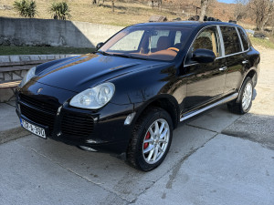 Porsche Cayenne 4.5 benzin Bi turbo